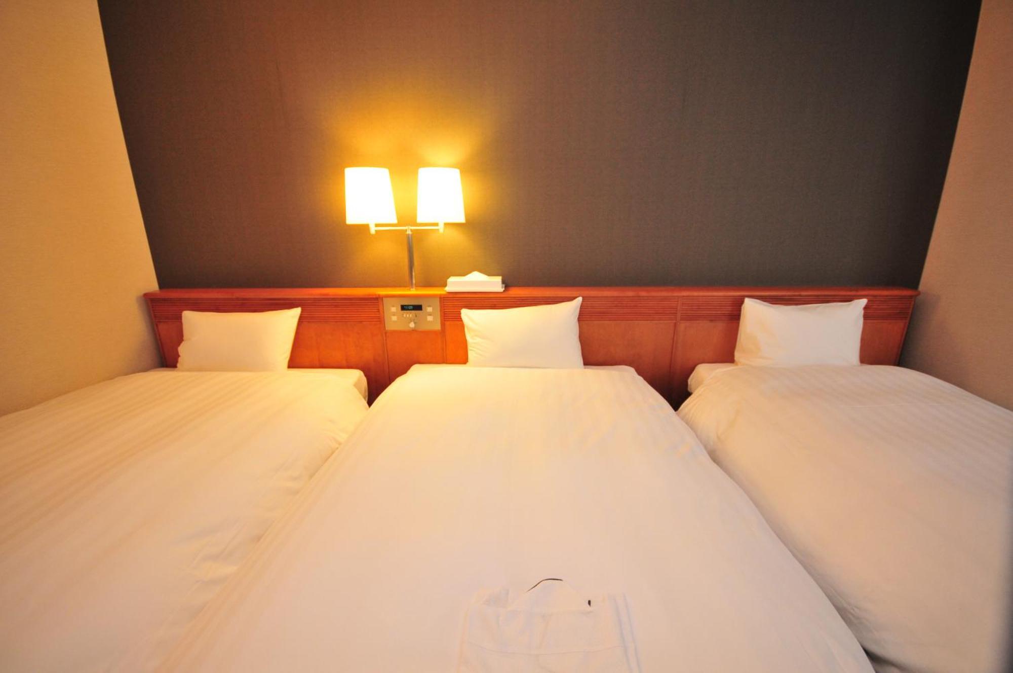Hotel Premium Green Plus Sendai Quarto foto
